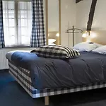 מלון Hoeve De Plei