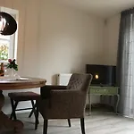 Hoeve De Plei מלון מכלן