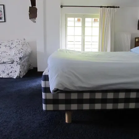 Hoeve De Plei Hotell 2*