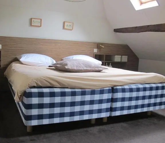 מלון Hoeve De Plei מכלן